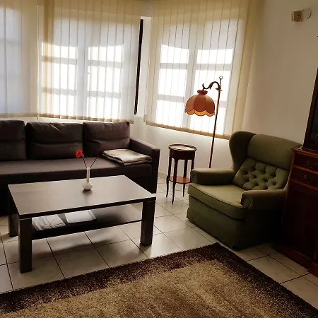 La Boheme Apartman Мишкольц Экстерьер фото